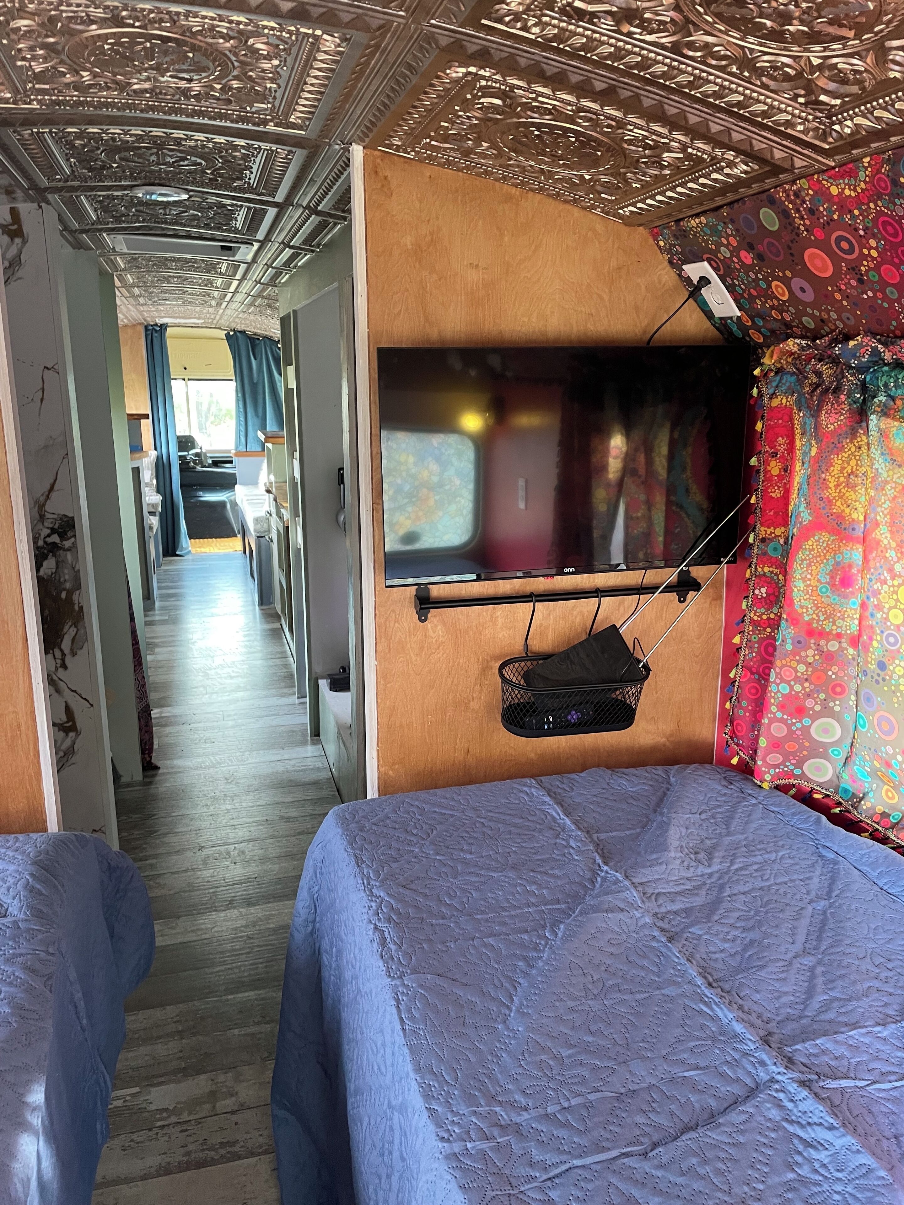 1 bedroom, desk, free WiFi, bed sheets