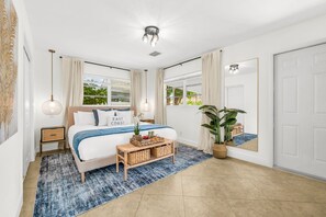 3 bedrooms, desk, iron/ironing board, travel cot - Casa Palm Serenity I Pool | Mins to the Beach! (Pompano Beach)