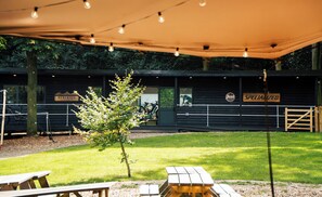 Exterior - Hurtwood Hideout (Dorking)