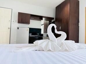 خزنة داخل الغرفة وواي فاي مجانًا