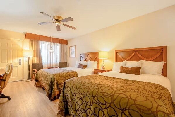 Bügeleisen/Bügelbrett, kostenloses WLAN, Bettwäsche