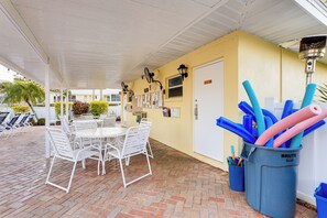 Apartment (2 Bedrooms) | Interior - 6 Mi to Caspersen Beach! Country Club Condo (Venice)