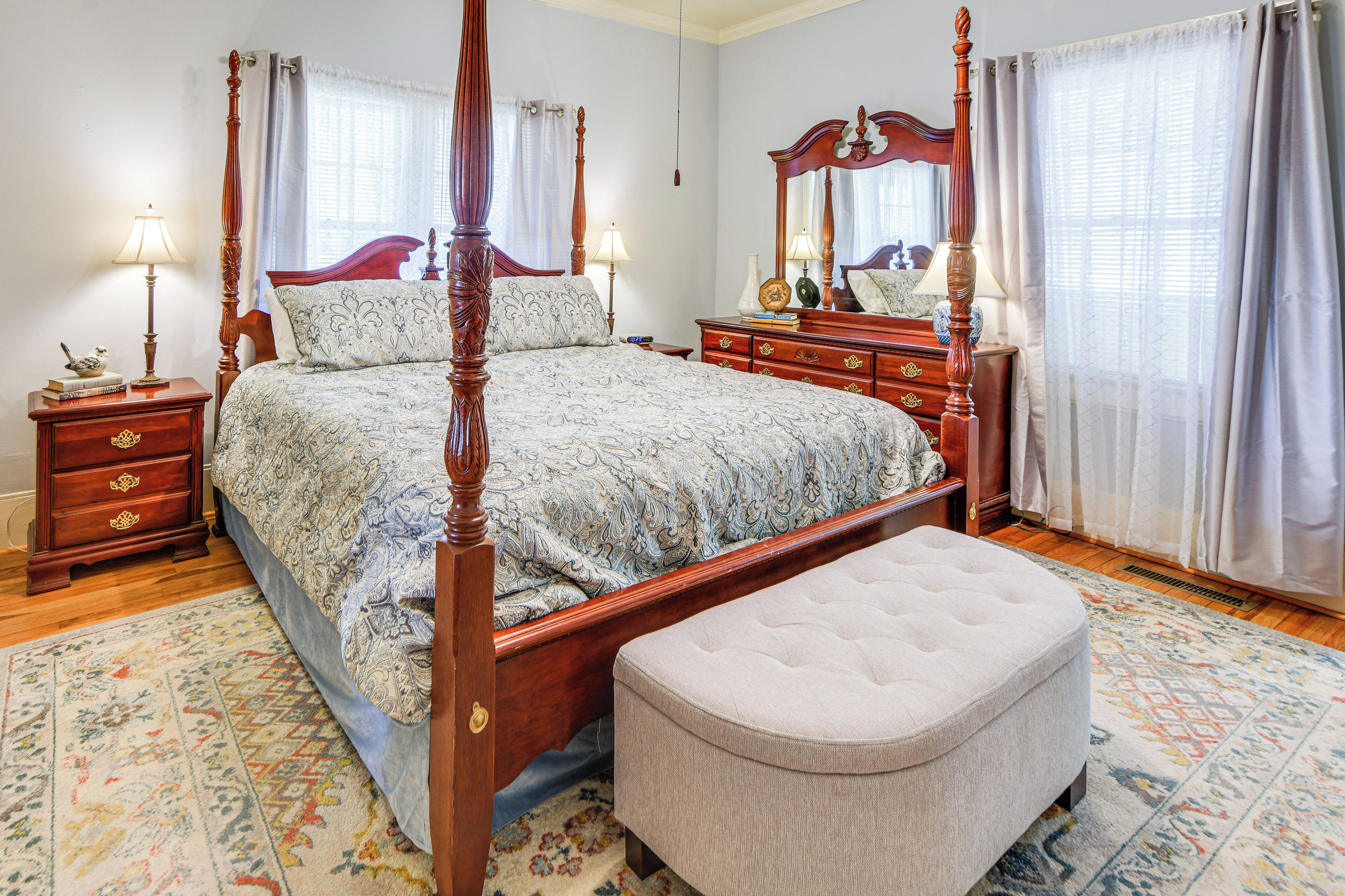 House (2 Bedrooms) | Interior