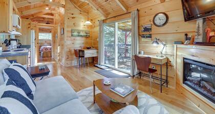 Cabin on Serene Horse Farm Near Tiec & Wineries