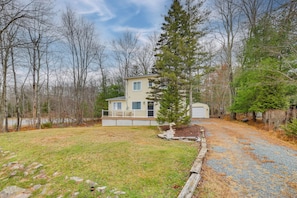 House (3 Bedrooms) | Interior - Waterfront Arrowhead Lake Retreat w/ Resort Perks! (Pocono Lake)