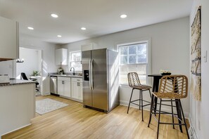 House (3 Bedrooms) | Interior - Suburban Family Home 15 Mi to Dtwn Charleston! (North Charleston)