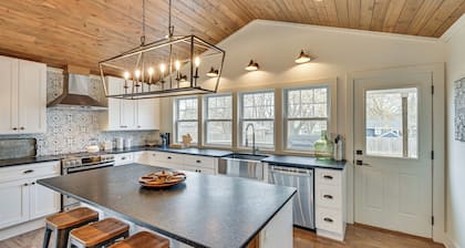 Steps to Elm St: Gorgeous Double-lot Getaway