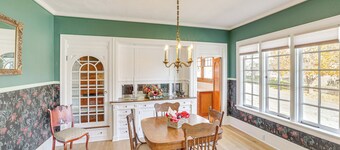 1 Mi to Pendleton Round-up: Historic 'elnor' Home