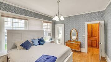 House (5 Bedrooms) | Interior