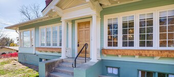 1 Mi to Pendleton Round-up: Historic 'elnor' Home