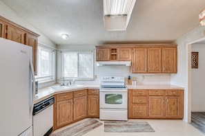 House (3 Bedrooms) | Interior - Ely Gem < 1/2 Mi to Nevada Northern Railway! (Ely)