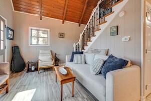 House (1 Bedroom) | Interior