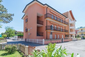 Exterior - Flat a short walk to the beach (Bibione)
