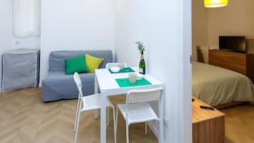 1 Schlafzimmer, Bügeleisen/Bügelbrett, WLAN, Bettwäsche