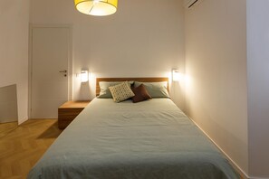 1 多间卧室、熨斗/熨衣板、WiFi、床单