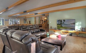 Smart TV, fireplace - Riverside lodge w/ privacy & trail access (Bayfield)
