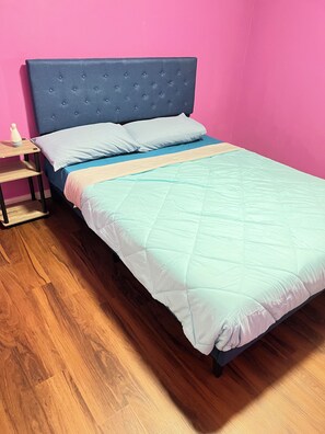 Internet, bed sheets - Pet Friendly,Fast WiFi,Workspace,Newly Renovated,Long term Allowed,2 bedroom (Oklahoma City)