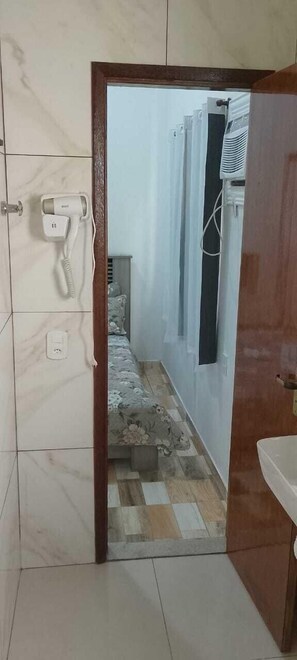 Comfort Apartment, Lanai, City View | Bathroom - Flats dos Fernandes  (Búzios)
