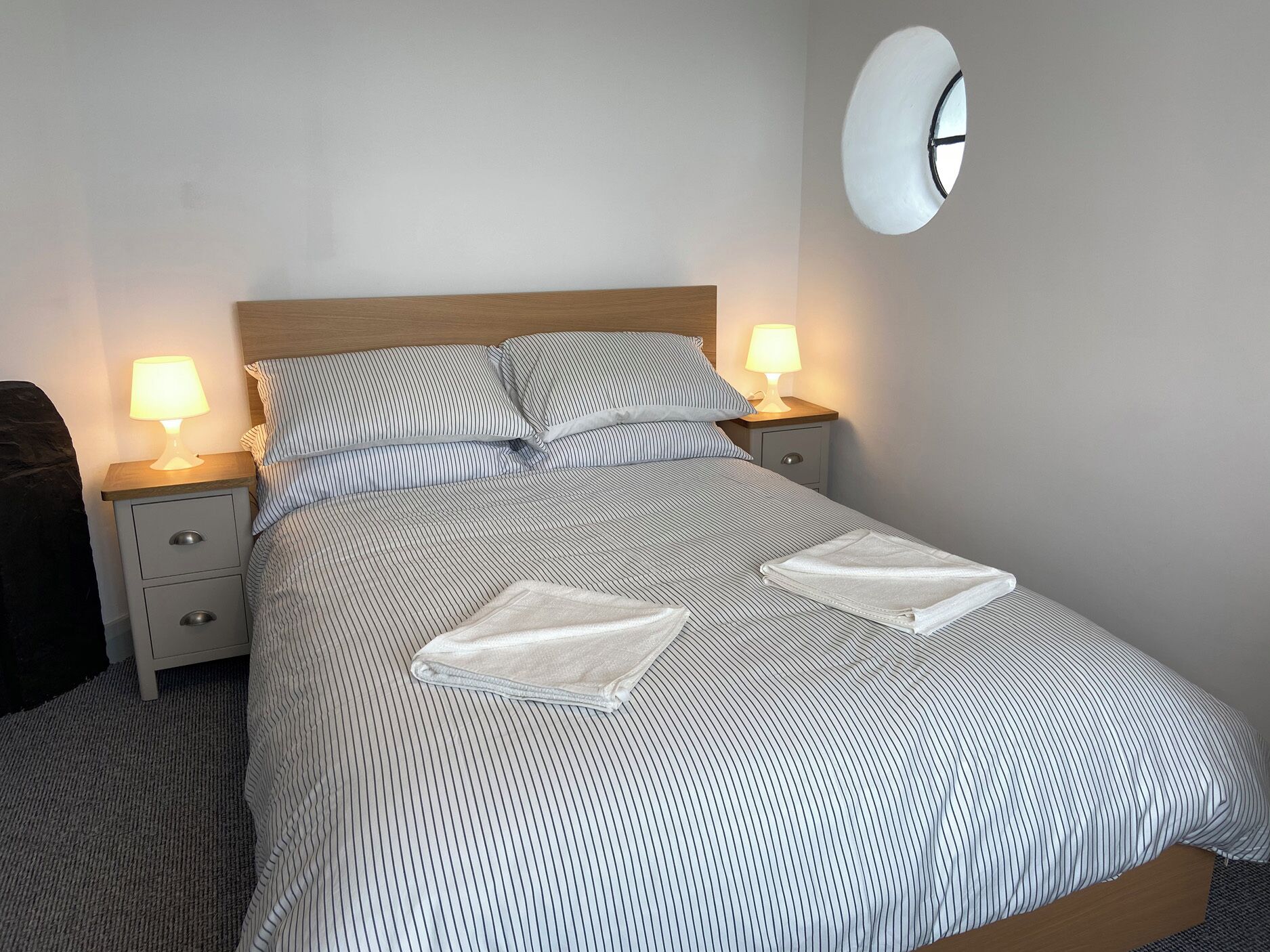 2 bedrooms, individually decorated, individually furnished