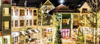 Keystone Lakefront Studio Getaway – Near Ski Slopes, Shops, & Dining!