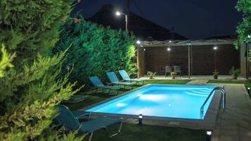 Nhà, hút thuốc | 5 phòng ngủ, truy cập Internet tốc độ cao