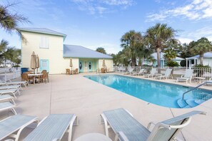 Pool - Villa Rose- OBA Living! Location X3! Close To Wharf, Golf, Food, Fun! (Orange Beach)