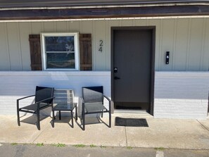 Terrace/patio - Country Stay Strasburg (Ronks)