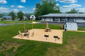 Outdoor dining - Country Stay Strasburg (Ronks)
