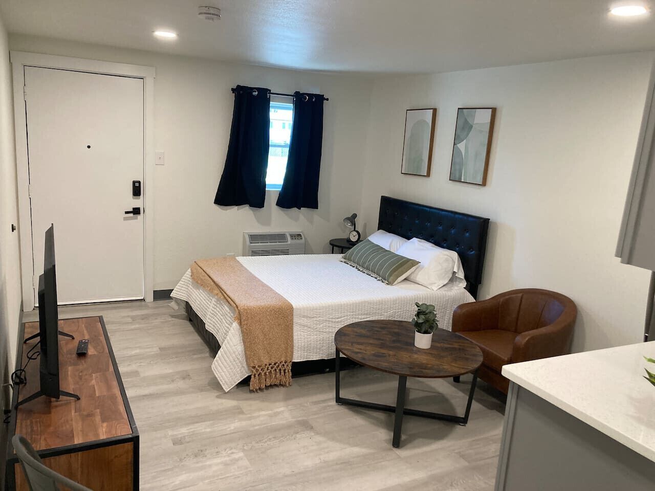 Bügeleisen/Bügelbrett, WLAN