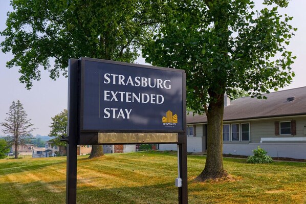 Property grounds - Boutique Motel in Strasburg (Ronks)