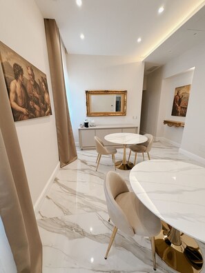 Desayuno buffet incluido todos los días