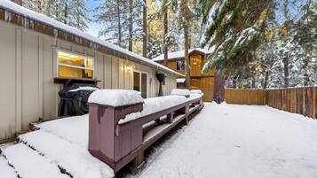 House, 3 Bedrooms | Terrace/patio
