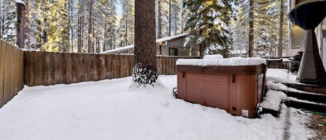 House, 3 Bedrooms | Terrace/patio