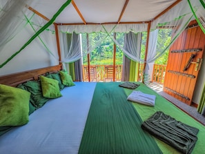 Comfort Cottage, Patio, Garden View | Bed sheets - Rain Forest Vibe Sinharaja (Deniyaya)