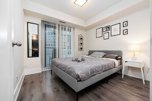 3 chambres, fer et planche à repasser, Wi-Fi gratuit, draps fournis