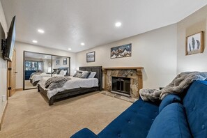 House, 4 Bedrooms | 4 bedrooms - 1192 Timber Lane 4 Bedroom Home (South Lake Tahoe)