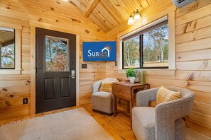 House, 1 Bedroom | Interior - P-bay The Roost 1 Bedroom Home (Branson West)