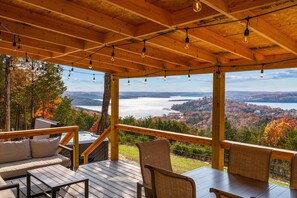 House, 1 Bedroom | Outdoor dining - P-bay The Roost 1 Bedroom Home (Branson West)