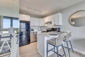 Apartment, 1 Schlafzimmer | Eigene Küche | Kühlschrank, Ofen, Wasserkocher mit Kaffee-/Teezubehör, Toaster