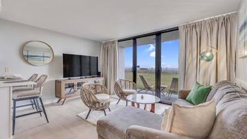 Condo, 1 Bedroom | Living area | Smart TV