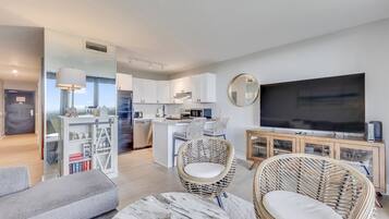 Leilighet, 1 soverom | Oppholdsområde | Smart-TV