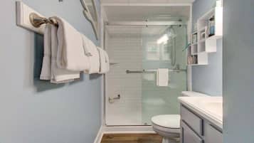 Condo, 1 Bedroom | Bathroom