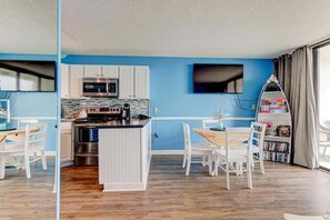 Condo, 1 Bedroom | Dining - 0310 Seaside Serenity 1 Bedroom Condo (Carolina Beach)