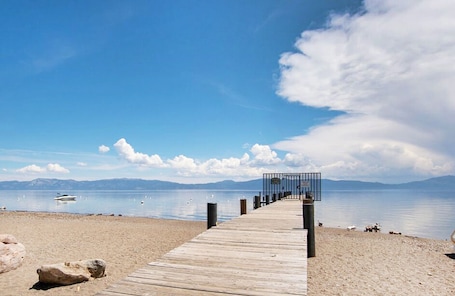 Cabin, 3 Bedrooms | Beach | Beach nearby. Fred's Retreat 3 Bedroom Cabin