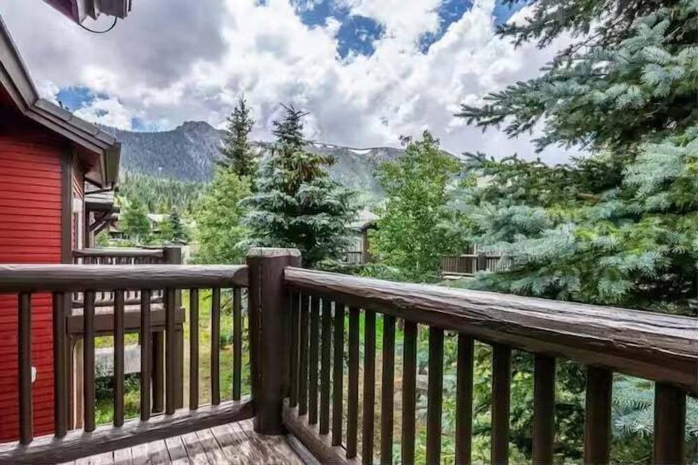 Snowcreek V #1002 2 Bedroom Condo - Scheelite, CA