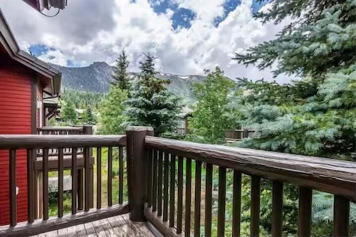 Snowcreek V #1002 2 Bedroom Condo