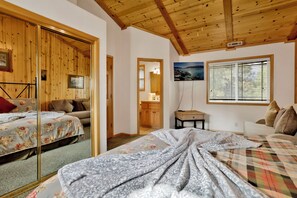Room - Brownie Resort Retreat | Walk-to-Ski Snow Summit Duplex Getaway (Big Bear Lake)