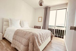 Iron/ironing board, WiFi, bed sheets, wheelchair access - Wood 1003 (Funchal)