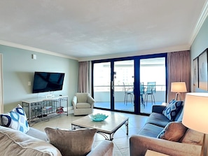 Smart TV - Edgewater #611 | Beach Access, Pool, Gym, Hot Tub, Grills + More (Miramar Beach)