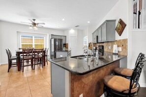 Fridge, microwave, oven, stovetop - Spacious Home w/ Game Loft | Close to Alamo, River Walk, Six Flags & SeaWorld (San Antonio)